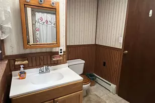 435 W South St, Slatington Boro, PA 18080 - Photo 17