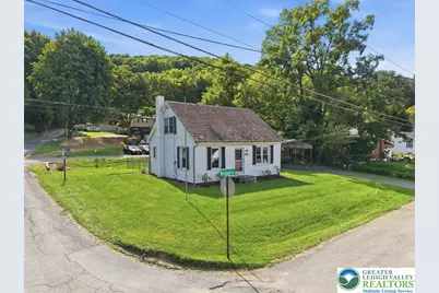 3744 Redbud Drive, Lehigh Township, PA 18067 - Photo 5