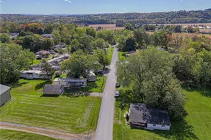2864 Pacific Ave, North Whitehall Township, PA 18069 - Photo 19