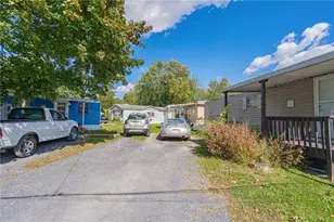 2864 Pacific Ave, North Whitehall Township, PA 18069 - Photo 9