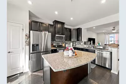 2433 Emanuel Court, Bethlehem Township, PA 18045 - Photo 13