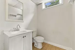 1227 Marlow St, Salisbury Township, PA 18103 - Photo 13