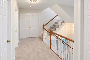 5439 Spring Ridge Dr, Macungie Boro, PA 18062 - Photo 7