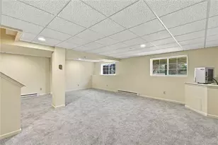 186 Redclover Ln, Upper Macungie Township, PA 18104 - Photo 35