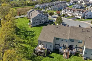 186 Redclover Ln, Upper Macungie Township, PA 18104 - Photo 43