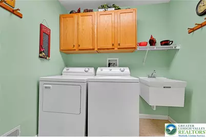 2894 Donegal Drive, Macungie Boro, PA 18062 - Photo 25