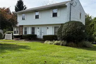 19 Gordon Dr, Palmer Twp, PA 18045 - Photo 3