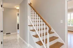 19 Gordon Dr, Palmer Twp, PA 18045 - Photo 5