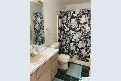 1657 Harding Circle, Whitehall Township, PA 18052 - Photo 15