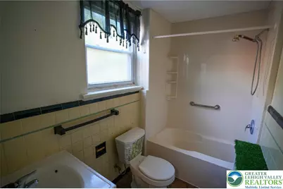 220 S 18th Street, Allentown City, PA 18104 - Photo 21
