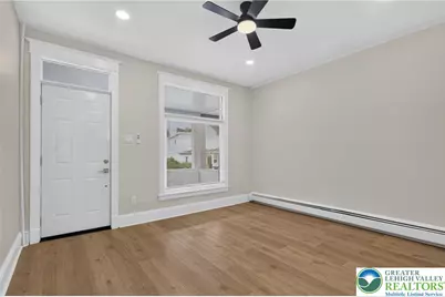 220 Penn Street, Tamaqua, PA 18252 - Photo 7