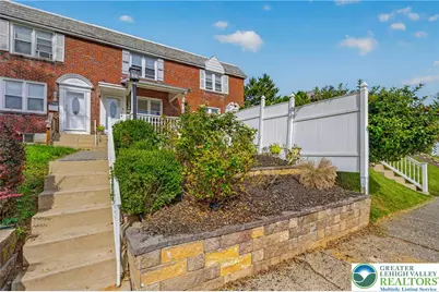 2204 Baker Drive, Allentown City, PA 18103 - Photo 5