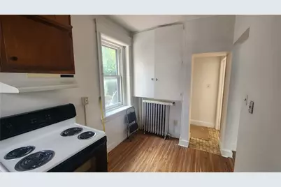 527 Wyandotte Street #1st Floor-Rear, Bethlehem, PA 18015 - Photo 5