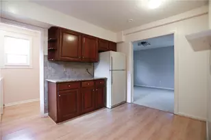 2926 Whitemarsh Pl, Lower Macungie Township, PA 18062 - Photo 5