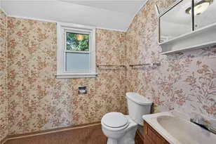 1205 W Broad St, Emmaus Boro, PA 18049 - Photo 27