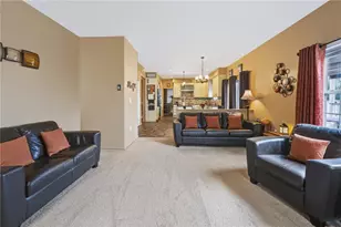 9639 Dogwood Ln, Upper Macungie Township, PA 18031 - Photo 7