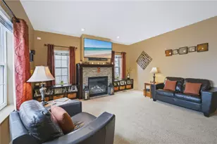 9639 Dogwood Ln, Upper Macungie Township, PA 18031 - Photo 5
