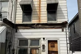 1007 E Mahanoy St, Mahanoy City, PA 17948 - Photo 1