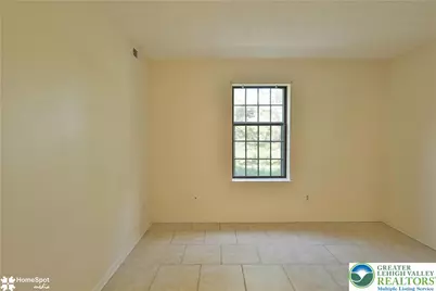 2666 Rolling Green Place, Macungie Boro, PA 18062 - Photo 17