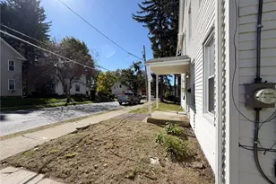 128 Centre St, East Stroudsburg, PA 18301 - Photo 5