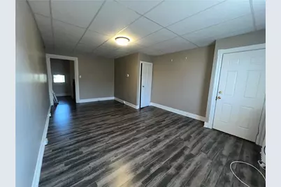 127 E Main Street, Bath Boro, PA 18014 - Photo 5