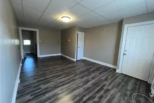 127 E Main St, Bath Boro, PA 18014 - Photo 5