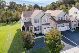9624 Crescent Ln, Upper Macungie Township, PA 18031 - Photo 31