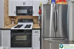 317 W Garrison St, Bethlehem City, PA 18018 - Photo 11