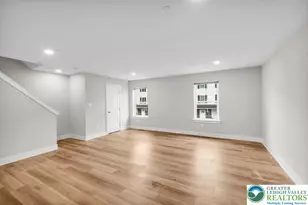 817 Palmer St, Easton, PA 18042 - Photo 11