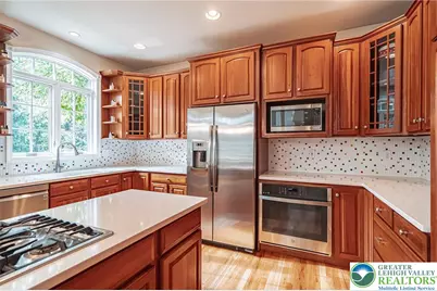 7006 Lehigh Court, Upper Macungie Township, PA 18106 - Photo 17