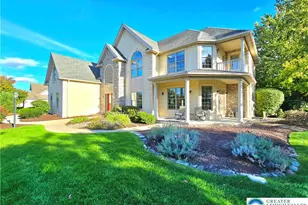 7006 Lehigh Ct, Upper Macungie Township, PA 18106 - Photo 3