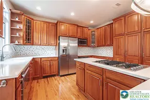 7006 Lehigh Ct, Upper Macungie Township, PA 18106 - Photo 15