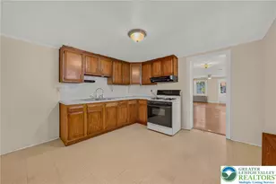 3124 N 3rd St, Whitehall Township, PA 18052 - Photo 21