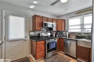 1134 E Cedar St, Allentown City, PA 18109 - Photo 11