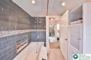 2355 N Delaware Dr, Easton, PA 18040 - Photo 39