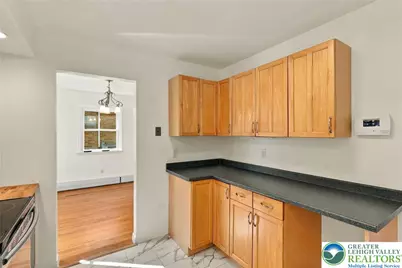 2102 W Fairview Street, Allentown City, PA 18104 - Photo 11