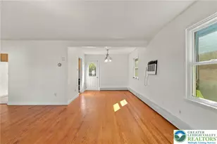2102 W Fairview St, Allentown City, PA 18104 - Photo 5