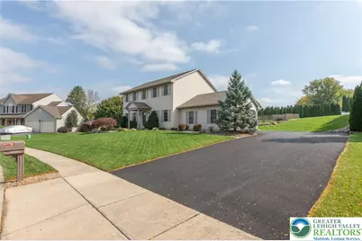 2525 Somerset Road, Whitehall Township, PA 18052 - Photo 3