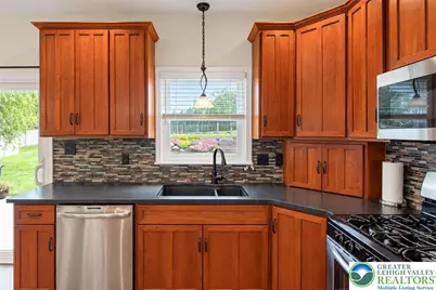 2525 Somerset Road, Whitehall Township, PA 18052 - Photo 27