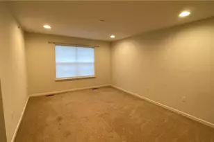 1373 Caspian St, South Whitehall Township, PA 18104 - Photo 13