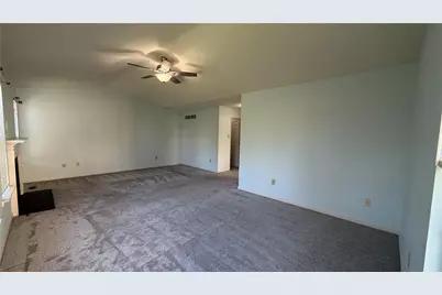 8100 Cross Creek Circle W, Upper Macungie Township, PA 18031 - Photo 19