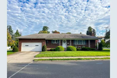 525 Linden Avenue, Hellertown Boro, PA 18055 - Photo 1