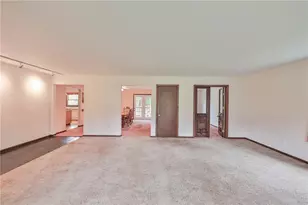 2642 Welshtown Rd, Washington Township, PA 18080 - Photo 17
