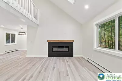 293 Canal Road, Middle Smithfield, PA 18302 - Photo 5