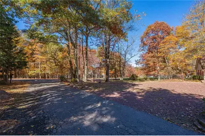 27 Sekani Trail, Penn Forrest, PA 18210 - Photo 7