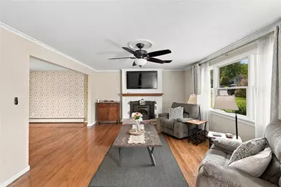 210 Jonathan Drive, Easton, PA 18045 - Photo 11