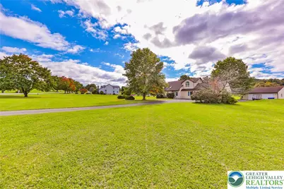 21 Homestead Drive, Bern Twp, PA 19533 - Photo 5