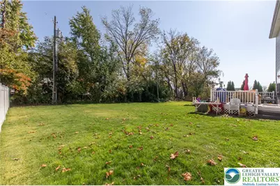 403 Beverly Drive, South Whitehall Township, PA 18104 - Photo 19