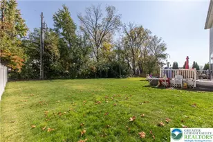 403 Beverly Dr, South Whitehall Township, PA 18104 - Photo 19