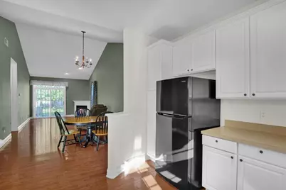 125 Village Drive, Blandon, PA 19510 - Photo 5